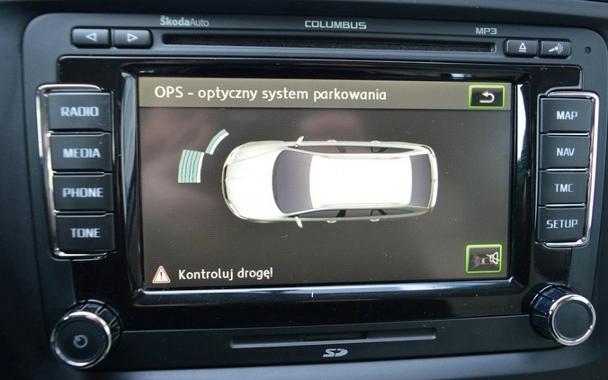 Skoda Superb cena 31000 przebieg: 226000, rok produkcji 2011 z Hrubieszów małe 781
